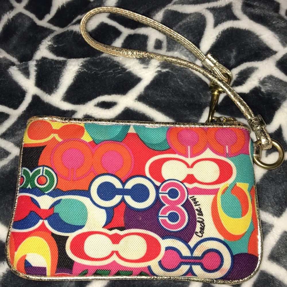 Coach wristlet (Authentic) - Picture 3 of 5